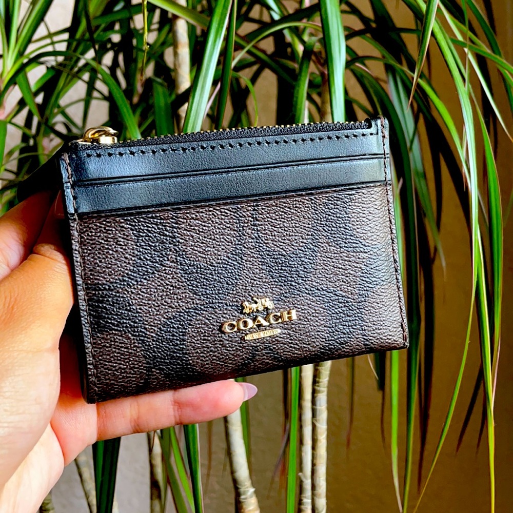 Coach Mini Skinny ID Case
